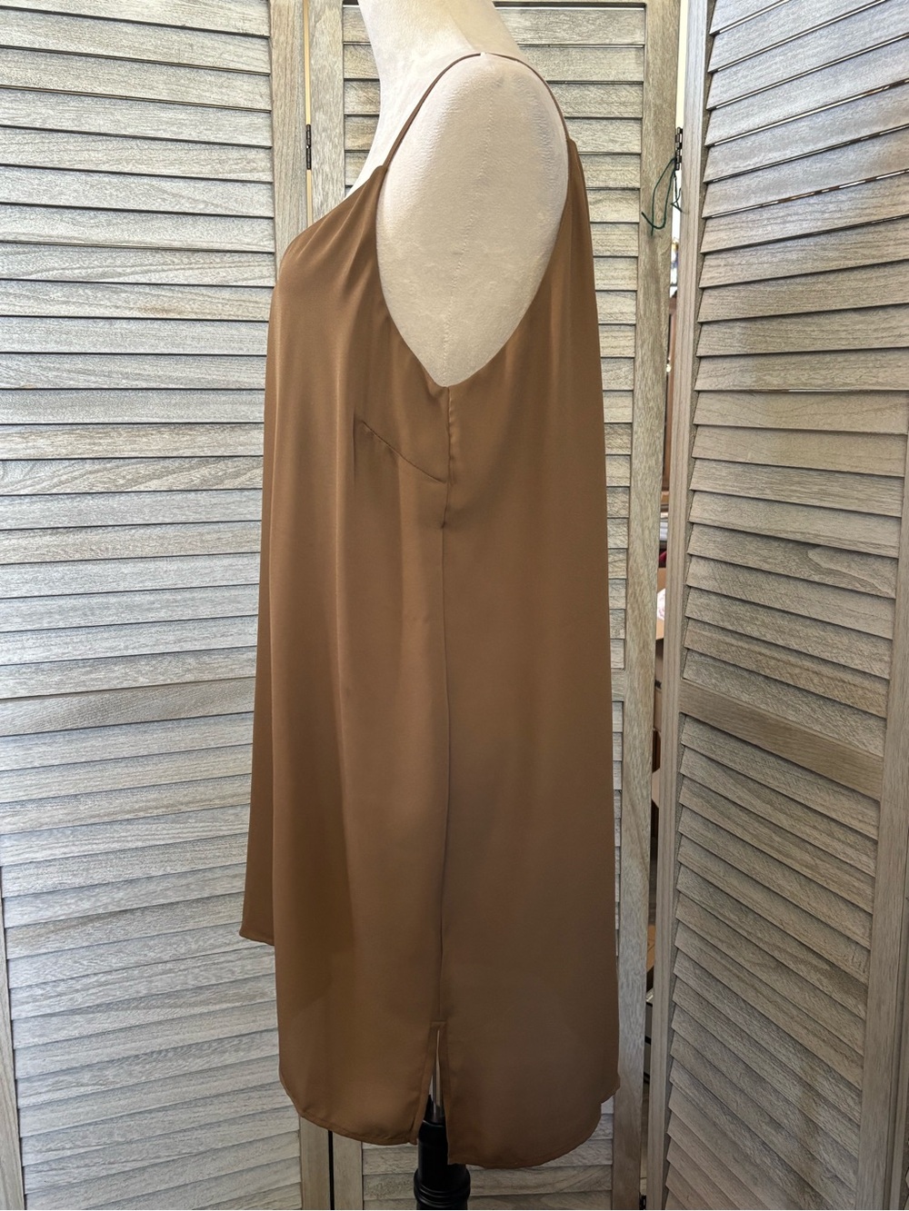 Meraki Nude Taupe Silky VNeck Cami Tank Top SZ XL Fairycore Coquette Plus Size - Picture 9 of 16